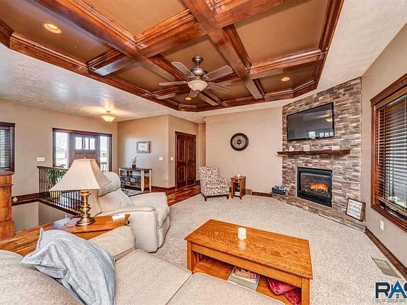 4th image of 27112 Dullerud Dr