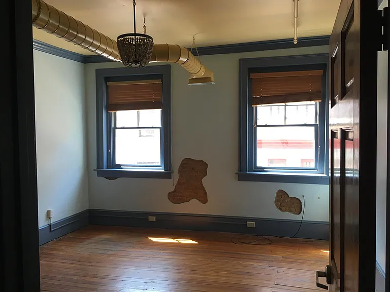 138 N Jackson St #1 — Photo 5