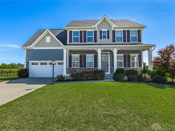 3812 Oak Creek Dr, Dayton, OH 45440