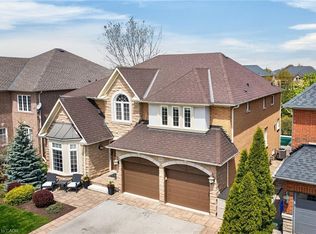 2431 Castlebrook Rd, Oakville, ON L6M4Z2