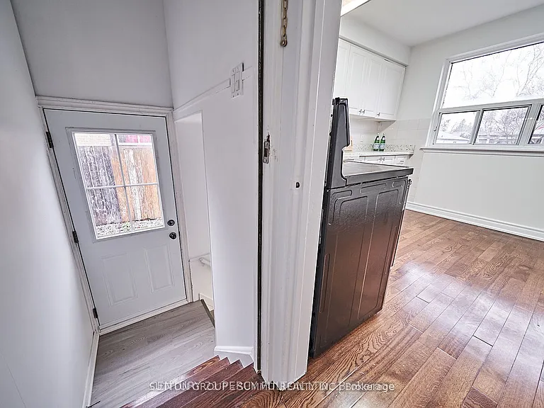 48 Tulloch Dr #MAIN — Photo 16