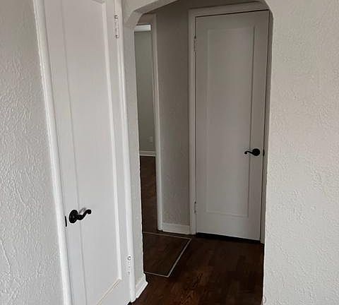 4th image of 810 Violet Meadow St S