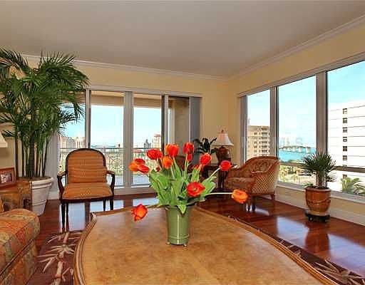 1st image of 35 Watergate Dr Suite 601