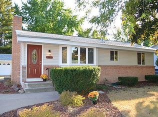 668 Ione Ave NE, Spring Lake Park, MN 55432