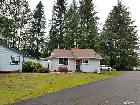 4th image of 589 Malibu Dr SE