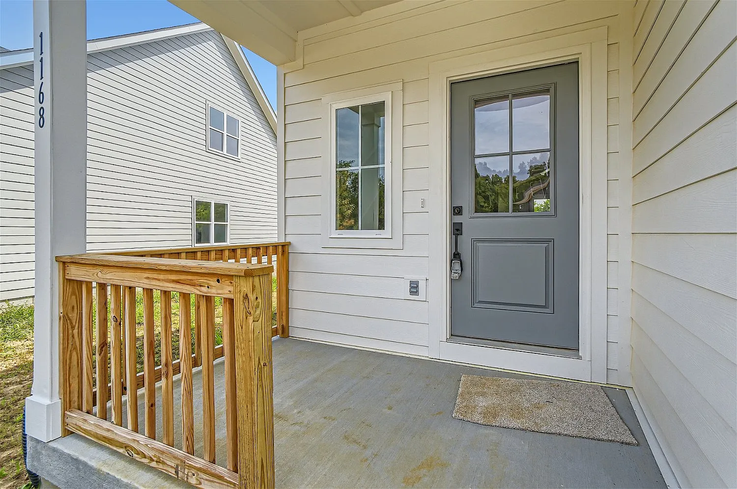 3 bed, 2.5 bath, 2000 sqft, $2,350 — Photo 4