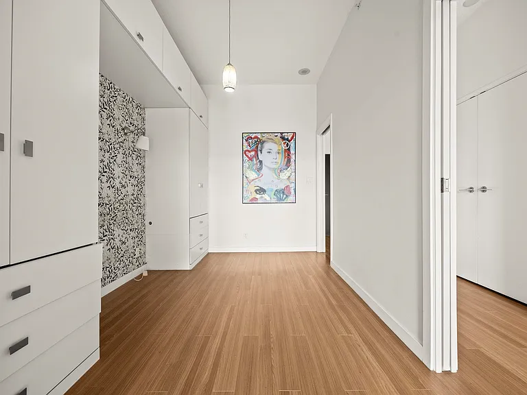 121 Brew St — Photo 6