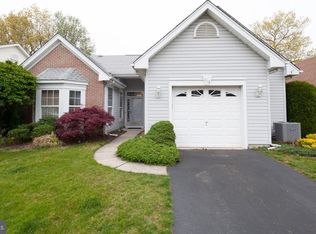 113 Sylvan Lake Blvd, Bayville, NJ 08721