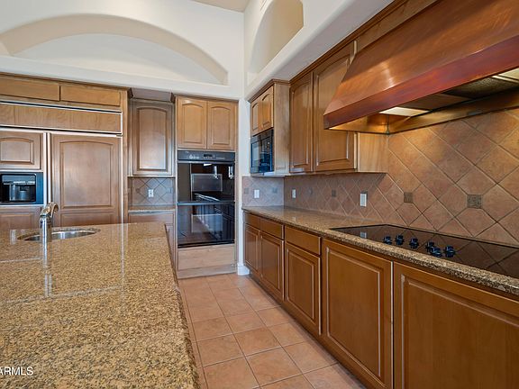4th image of 11429 E LE MARCHE Drive