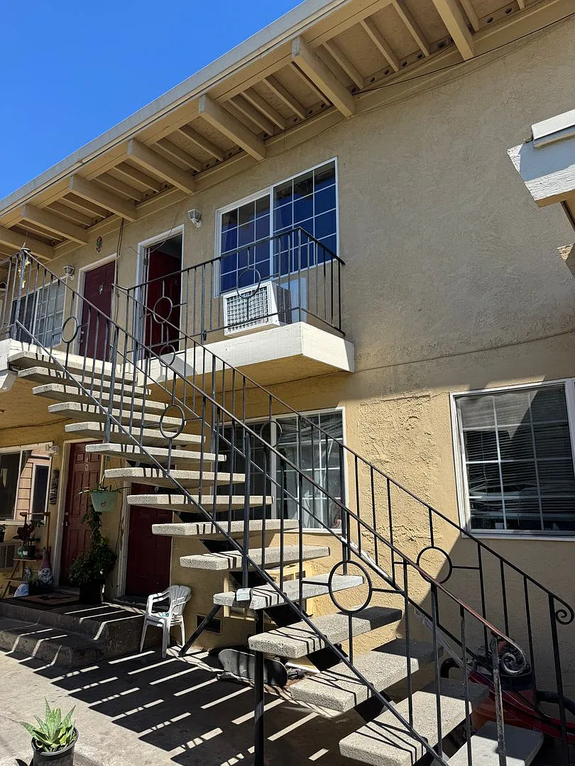 Citrus Heights Upstairs Affordable Apartment - Newly Renovated — Photo 2