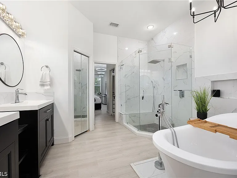 598 Aston Lake Ct — Photo 9