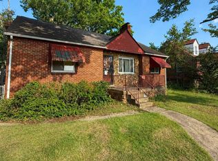 5818 Black Hawk Dr, Oxon Hill, MD 20745