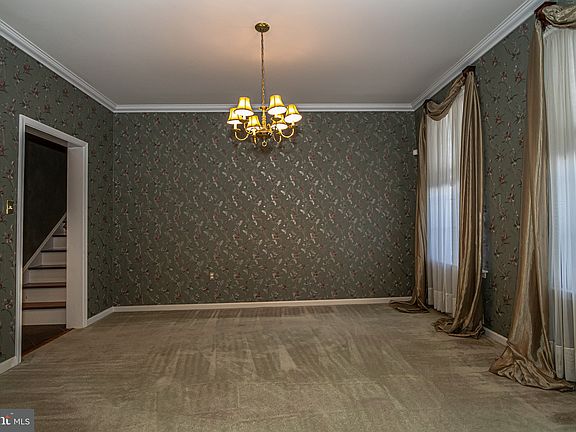 4th image of 344 Clayton Manor Dr