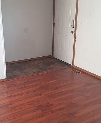 5th image of 1308/1310 W Lakeside Dr