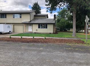 1134 9th St, Springfield, OR 97477