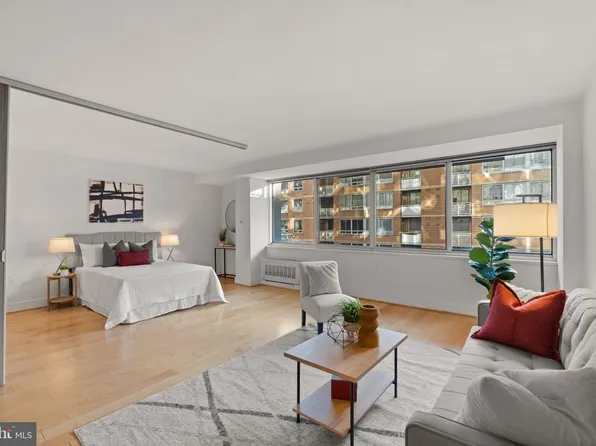 800 4th St SW APT N216, Washington, DC 20024