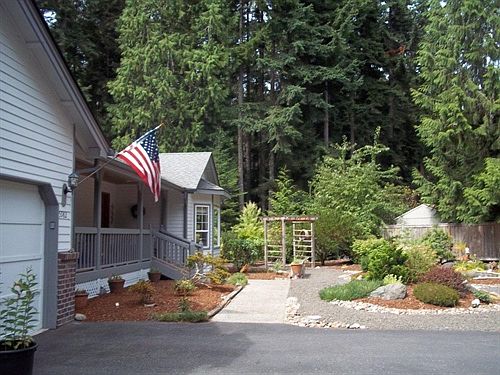 3rd image of 5982 SE Kelsey Ct