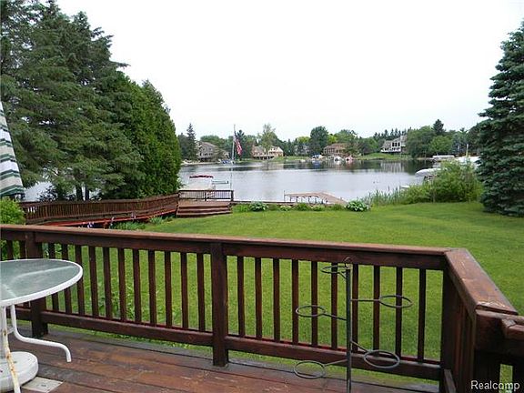5th image of 2854 Windwood Ct