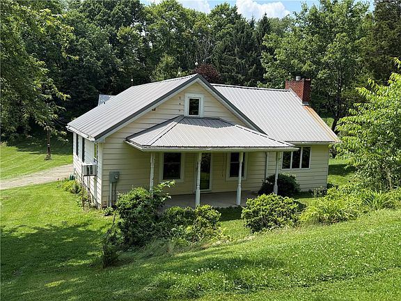 2nd image of 2946 Garretts Run Rd