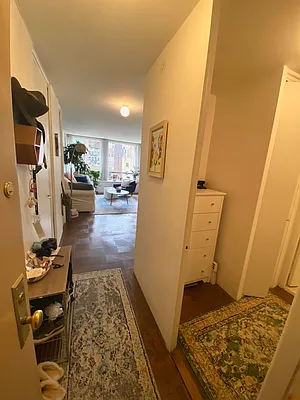 Rented by Highline Residential | media 4