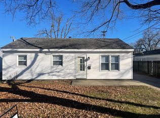 1706 Wolfe St, Springfield, IL 62702