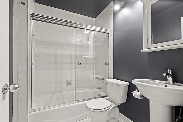 Rented by Sotheby's International Realty | media 12