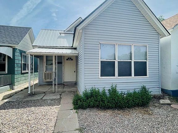 2nd image of 934 E Abriendo Ave