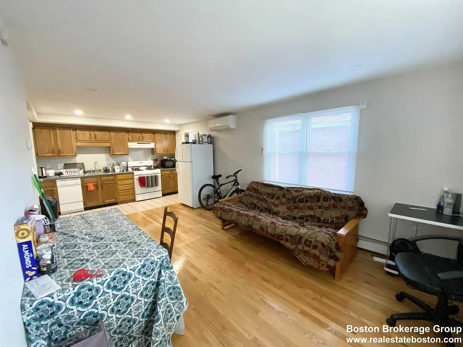 4 bed, 1.5 bath, $4,800 — Photo 1