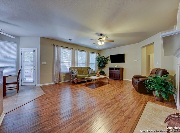 5th image of 11102 Sadler Grv
