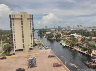 2450 NE 135th St APT 801, North Miami, FL 33181