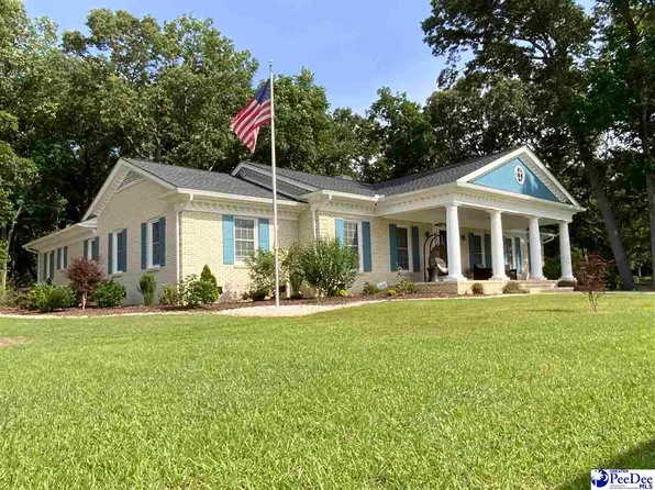 119 Springdale Dr, Bennettsville, SC 29512
