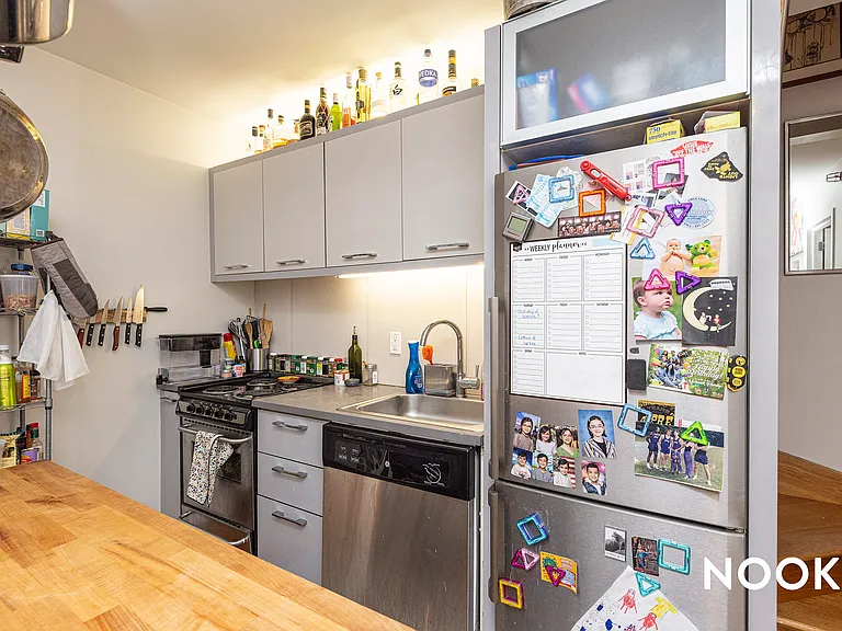 100 Dupont St #1L — Photo 30