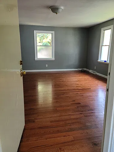 3 bed, 1.0 bath, 1092 sqft, $1,600 — Photo 3