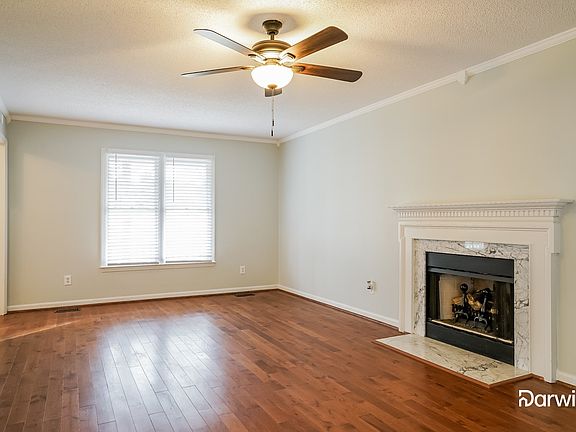 5th image of 613 Jordan Ridge Ln