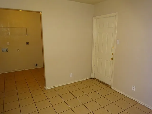 3638 Candlehead Ln — Photo 9