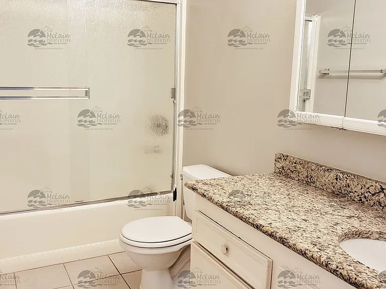 615 Vine St #30 — Photo 15