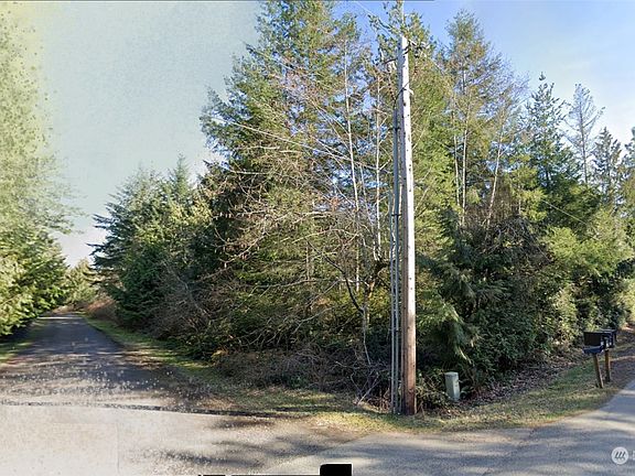 4th image of 82 xx Sesame Street NW