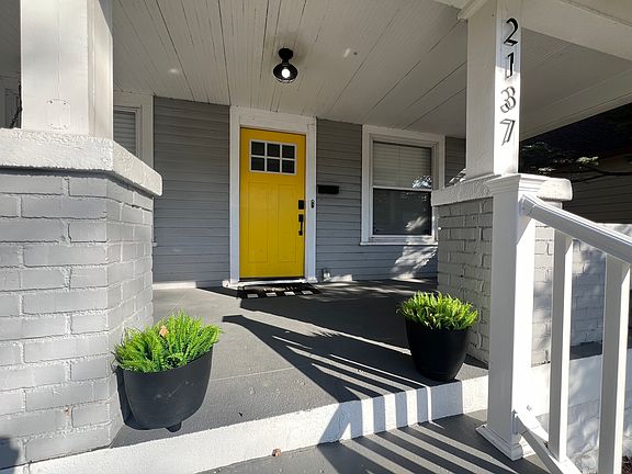 5th image of 2137 S Garfield Dr