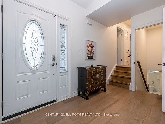 4th image of 1 Ottaway Ave