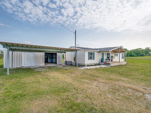 3rd image of 4524 Elementary Dr