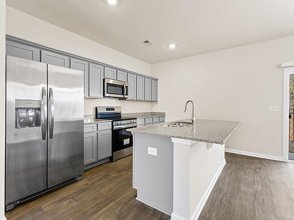 2nd image of 137 Foundation Way