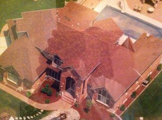 323 Royal Oak Ct, Steger, IL