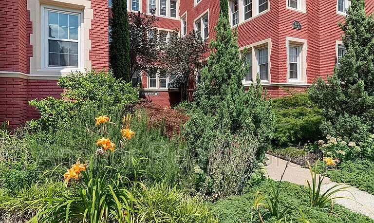 1008 Westover Ave #1-401B — Photo 3