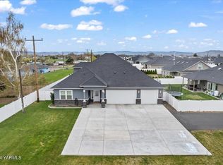 7100 Vista Ridge Ave, Yakima, WA 98903