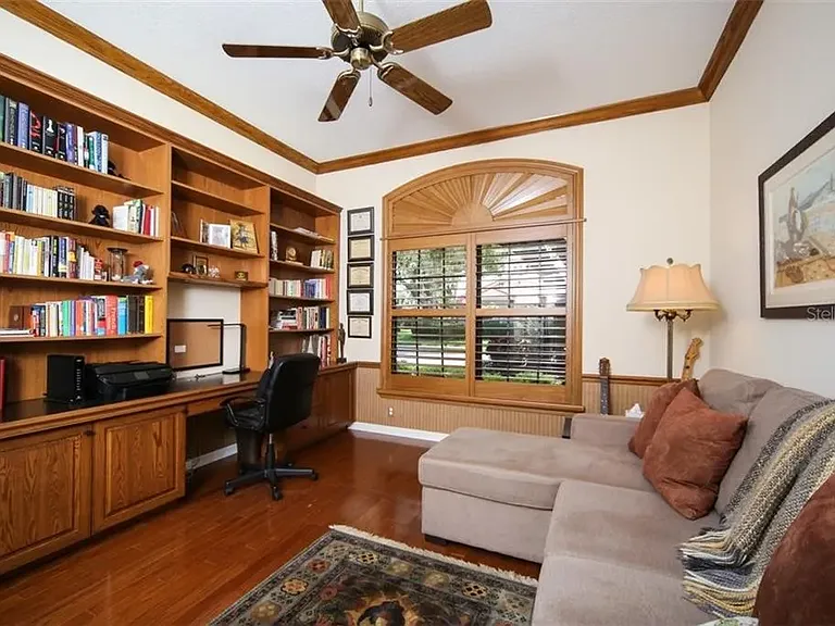 office can be turned into a 4 bedroom