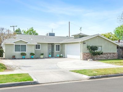 3922 E Holland Ave, Fresno, CA, 93726
