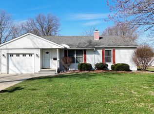 1019 N Sangamon Ave, Gibson City, IL 60936