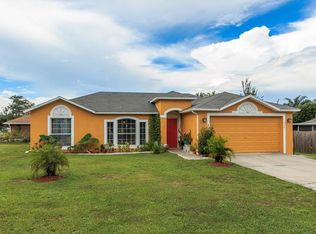 950 E Gaucho Cir, Deltona, FL 32725
