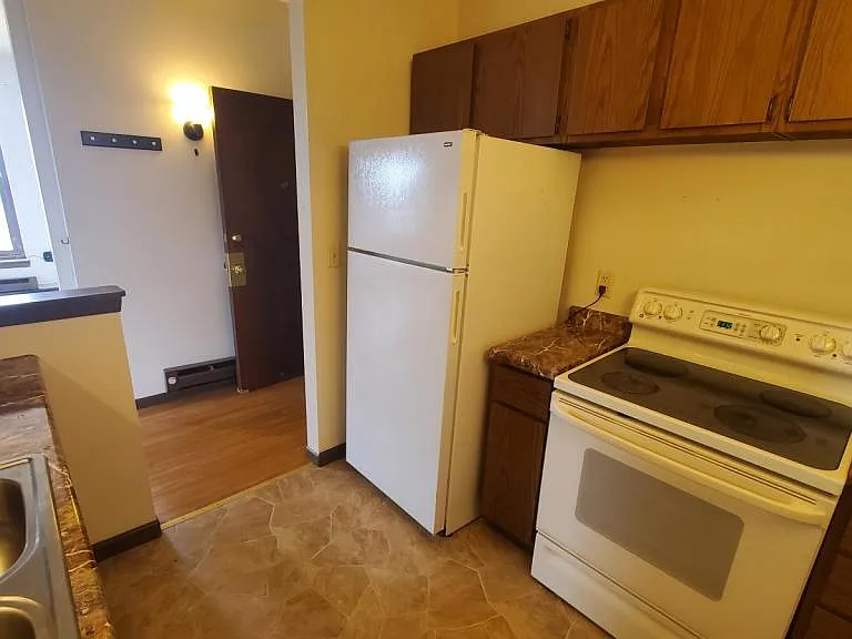 116 S Main St #301 — Photo 22