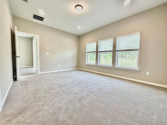 5th image of 470 Stargaze Ln